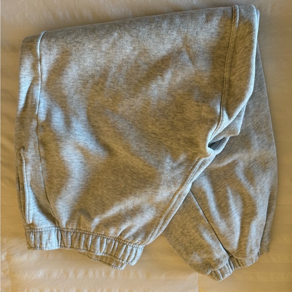 Lululemon Oversized Scuba Sweatpants - Picture 3 of 6